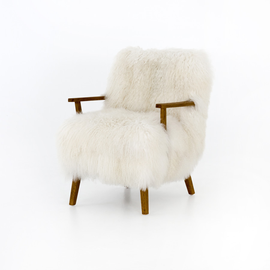 Ashland Armchair-Mongolia Cream Fur